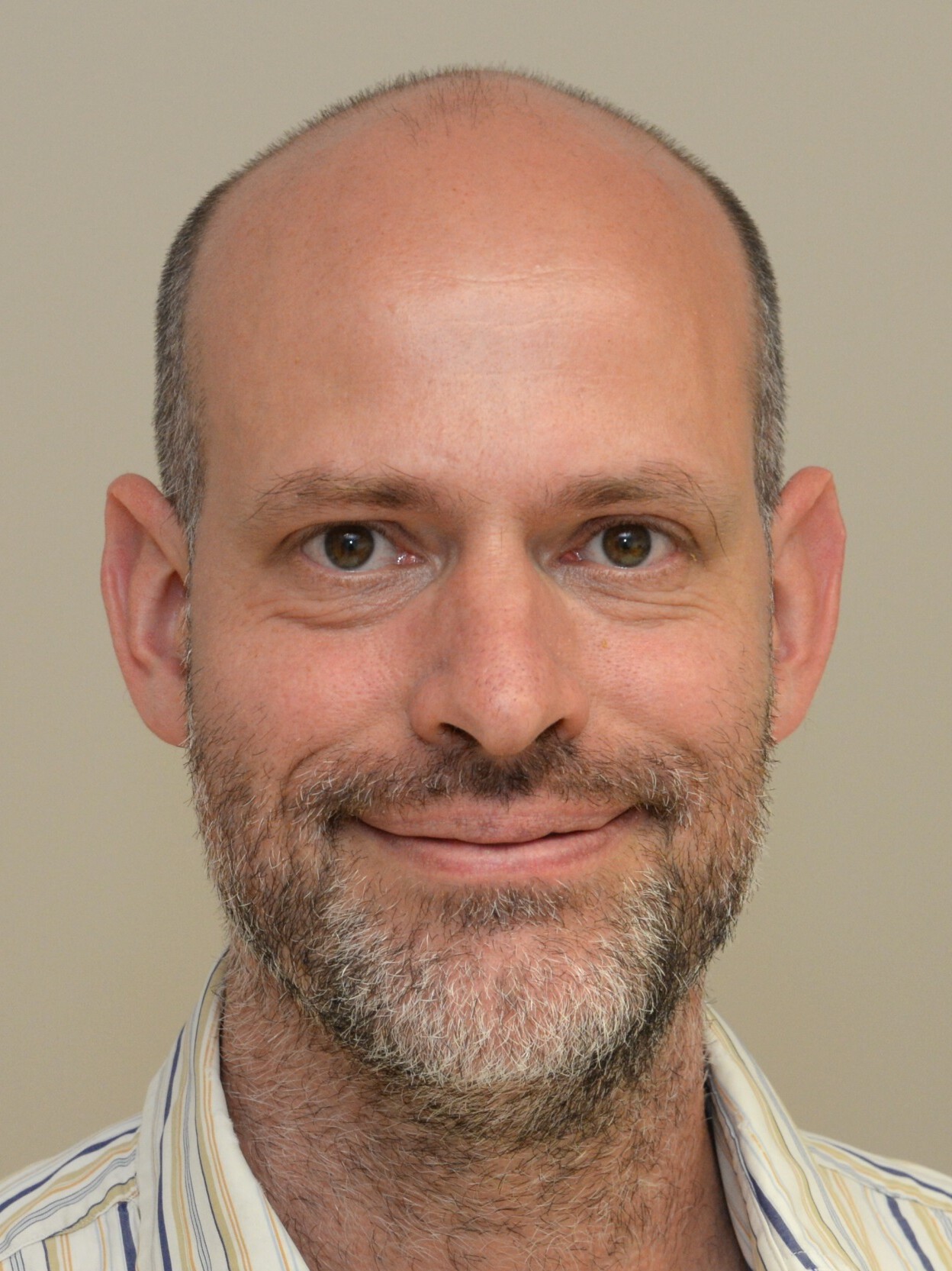 Portraitfoto von Jörg Liesegang